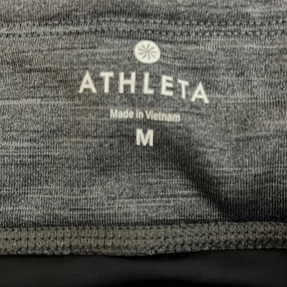 Athleta powerlift warm training leggings. Reflective. Shaping waist. Size M - Picture 8 of 9